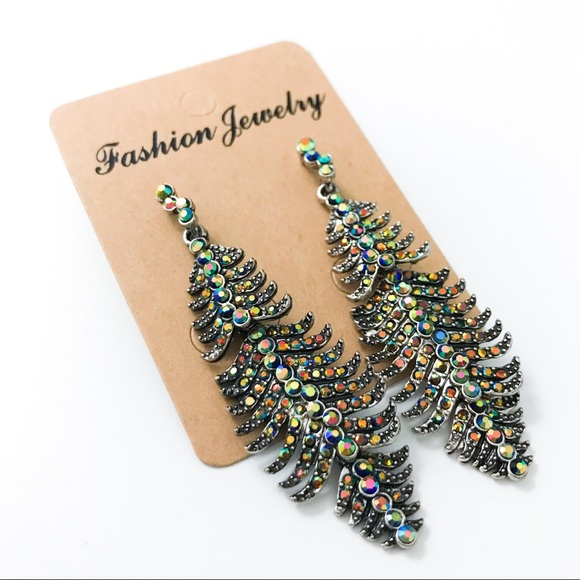 Jewelry - The Lindsay Earrings
